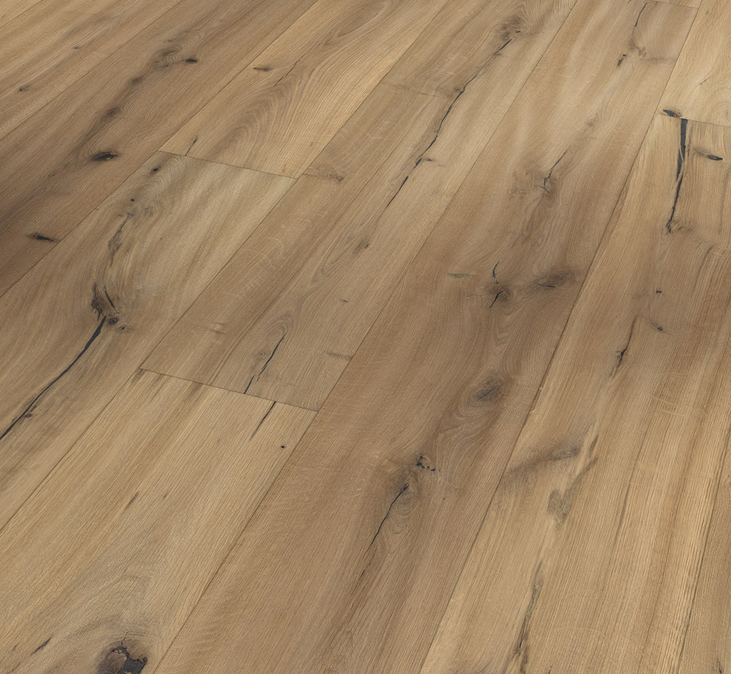 Oak handscraped brushed